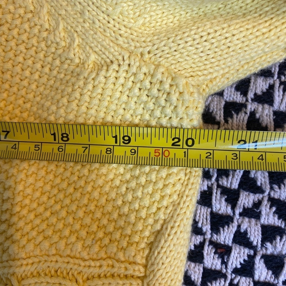 CHAPS Yellow Cable Knit Sweater Oversized Collar Side Gold Button Detail XL - Picture 6 of 7